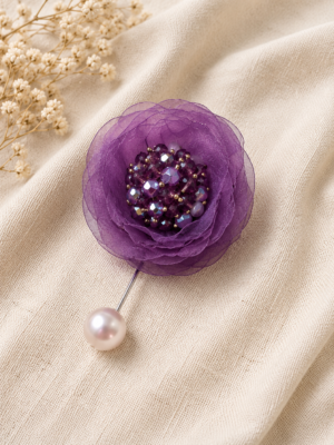 Lavender - Brooch with Pearl and Beads Lavender - Brooch with Pearl and Beads